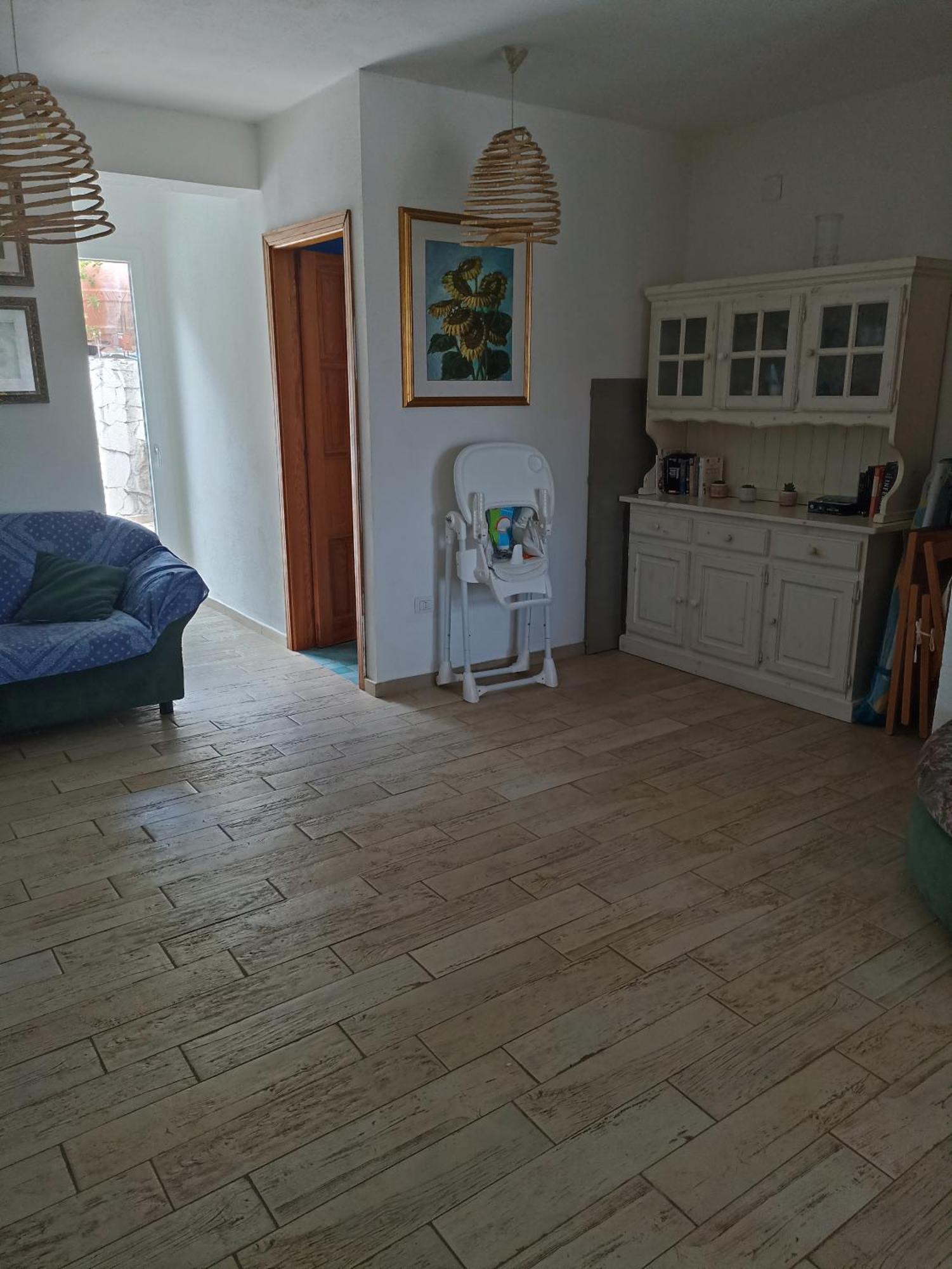 Villetta Ludovica Solanas  Luaran gambar
